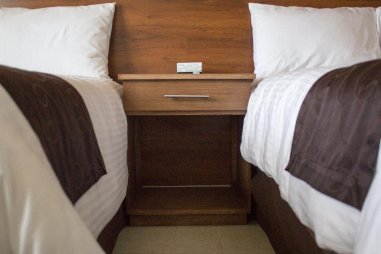 Madison Suites Cuauhtémoc エクステリア 写真